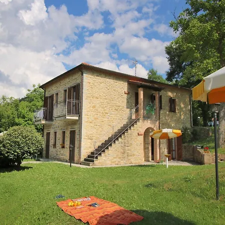 In Marche With Pool & Terrace Сasa de vacaciones Apecchio
