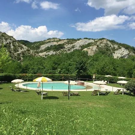 Сasa de vacaciones In Marche With Pool & Terrace *